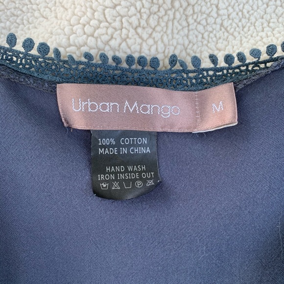 ✨3 for $25✨ Urban Mango kimono style top - Picture 4 of 6